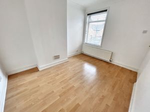 Photo 5- click for photo gallery